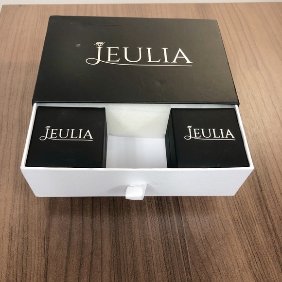 Stackable *New Jeulia cocktail rings. - Picture 2 of 6